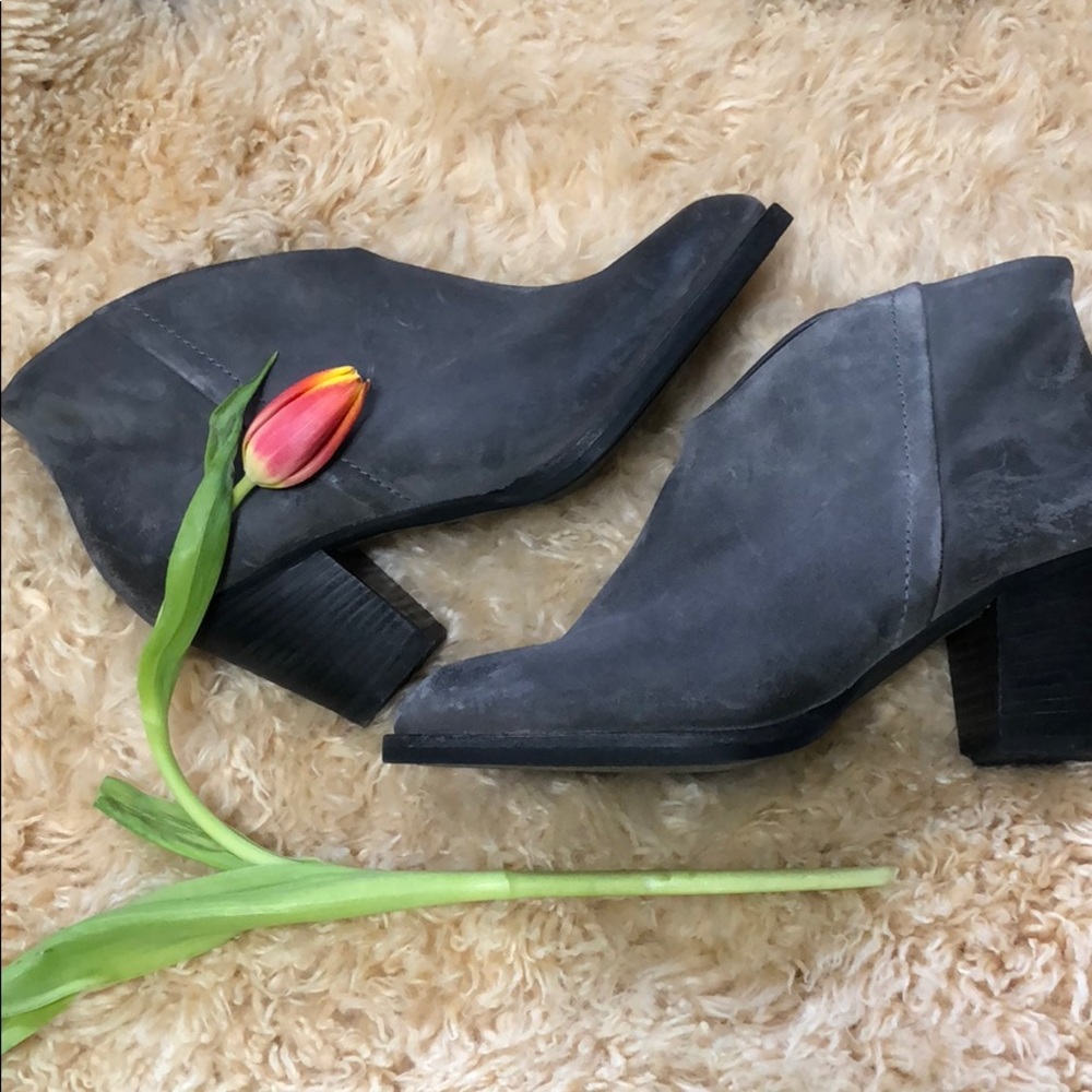 Paul Green Suede Bootie